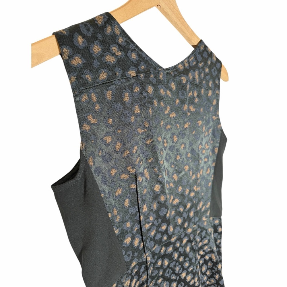 Marc by Marc Jacobs Animal Print Wrap Dress Sz 8 Sleeveless Midi Cocktail Work - Picture 10 of 12
